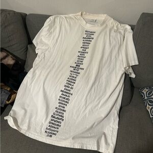 Vetements tee